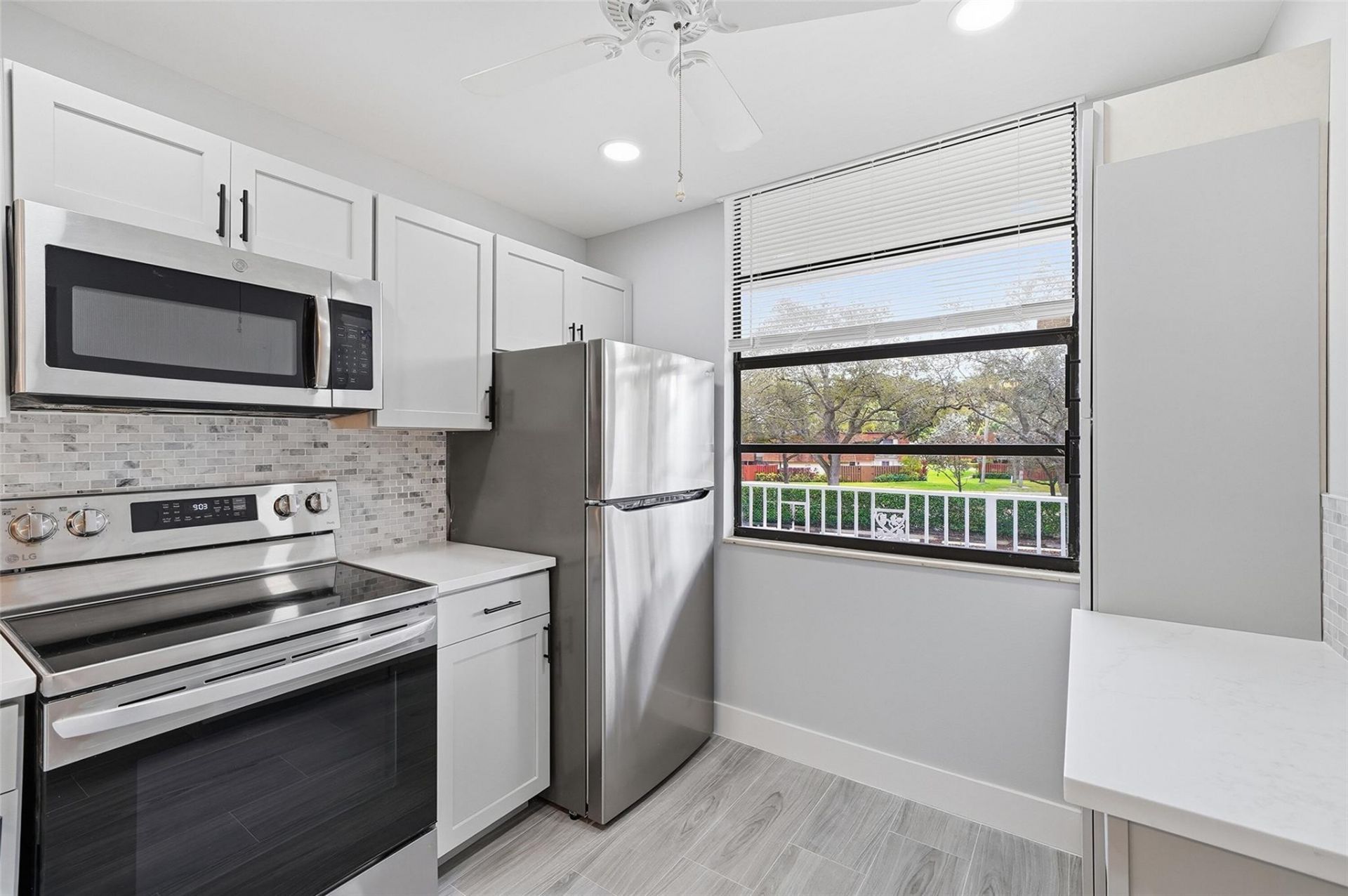 1717 Whitehall Drive, Unit 205, Davie, FL 33324 Photo