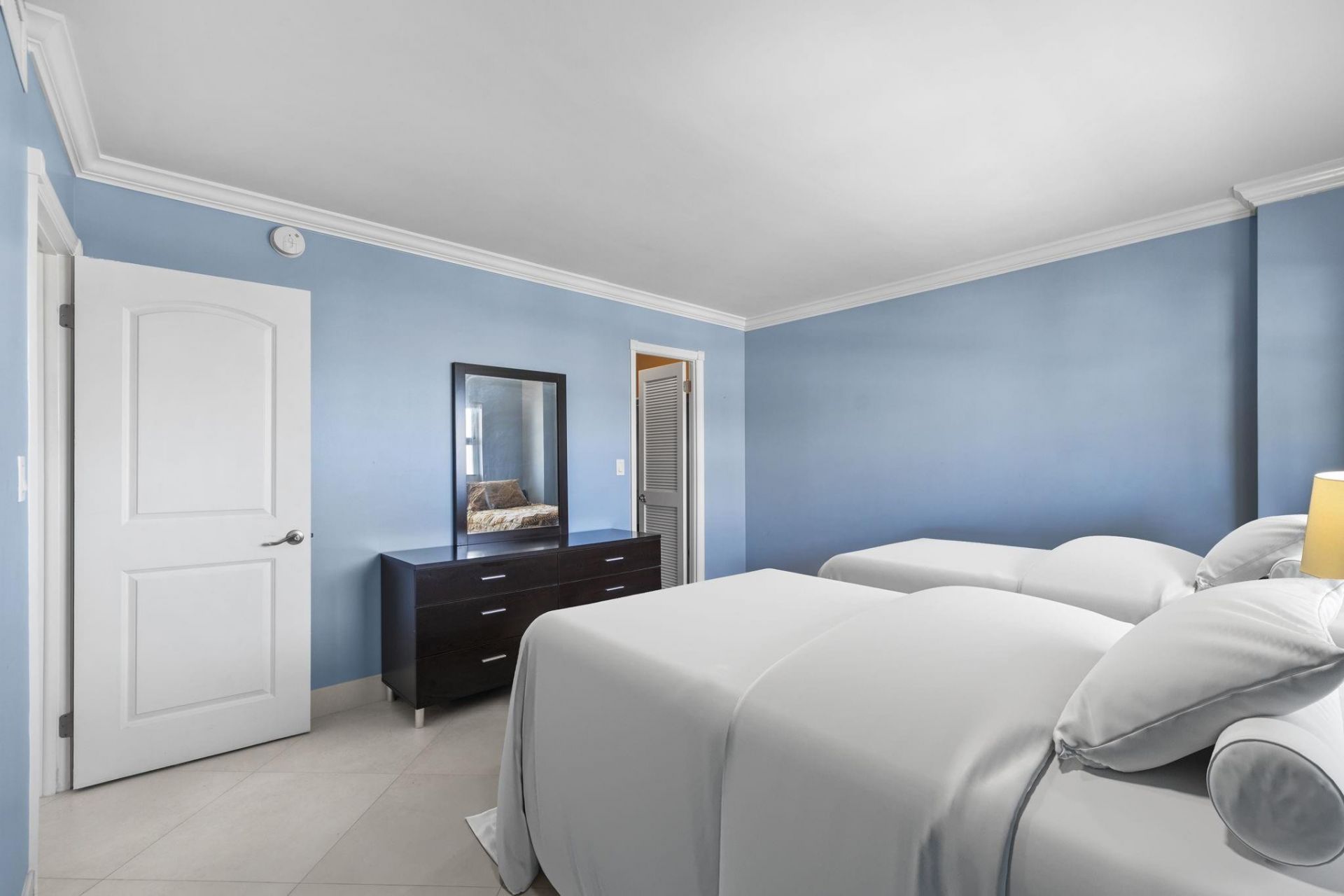 511 Bayshore Drive, Unit 904, Fort Lauderdale, FL 33304 Photo