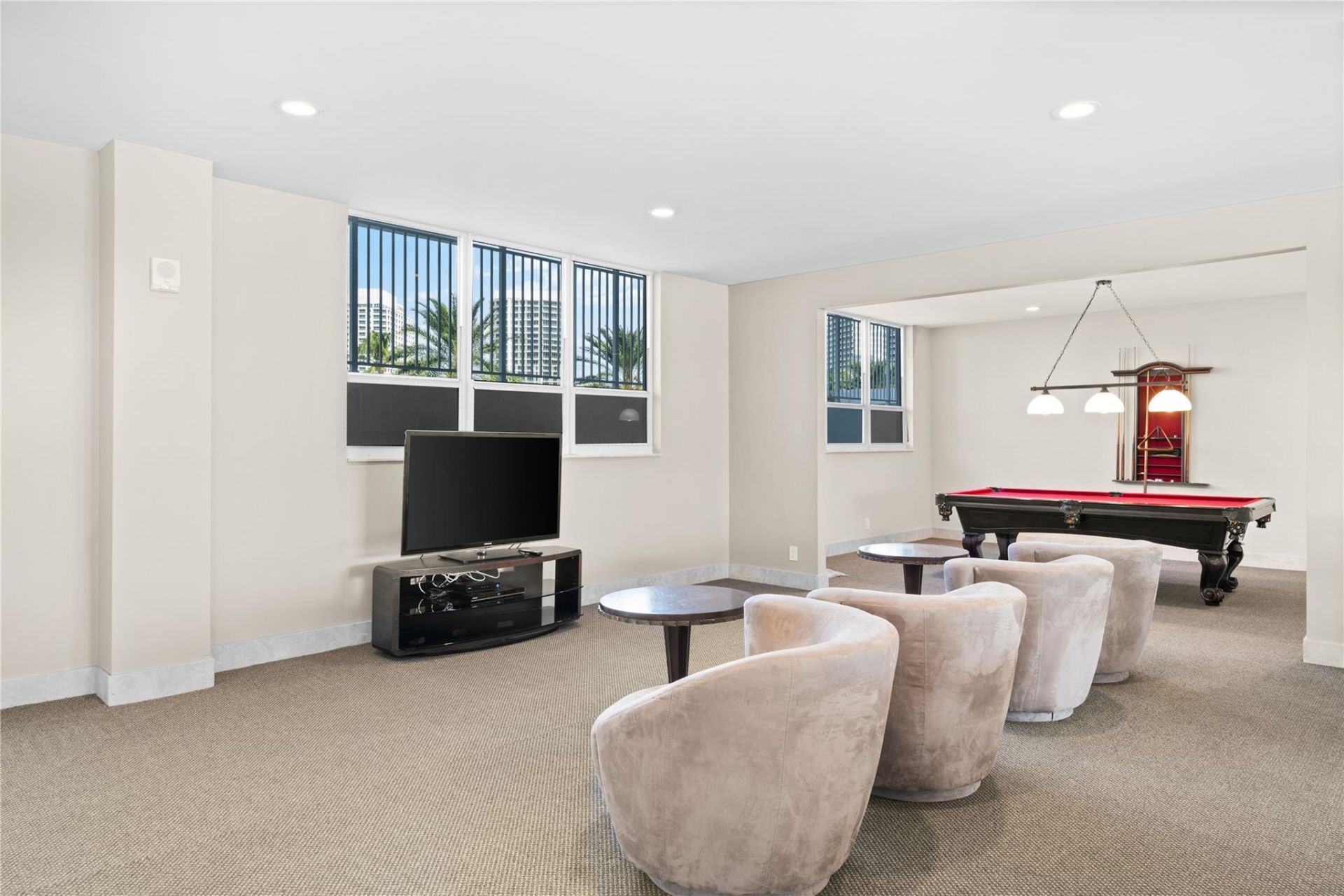 511 Bayshore Drive, Unit 904, Fort Lauderdale, FL 33304 Photo