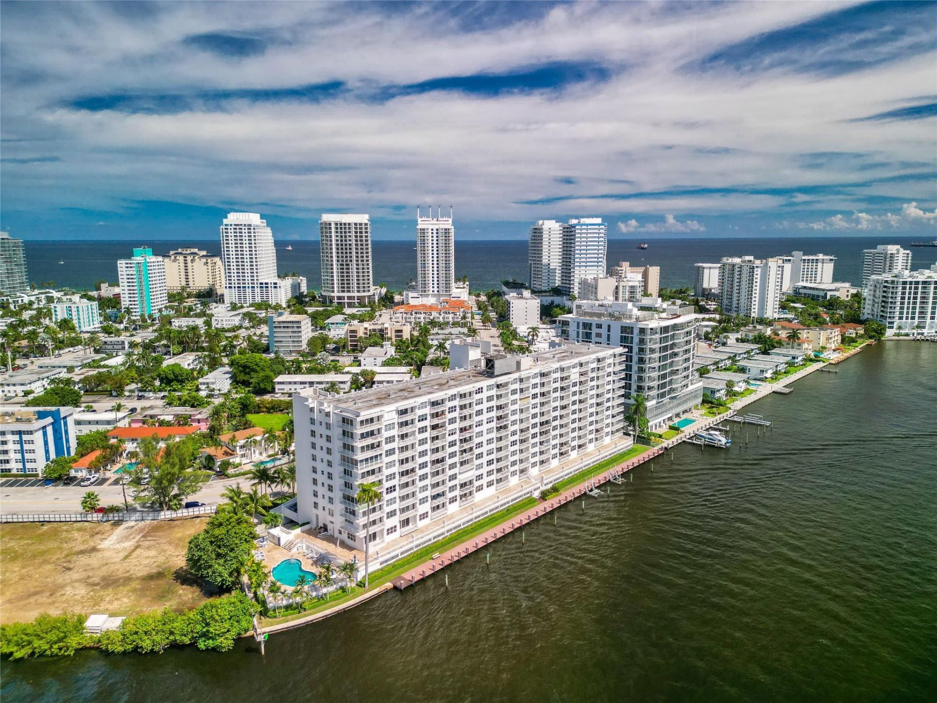 511 Bayshore Drive, Unit 904, Fort Lauderdale, FL 33304 Photo