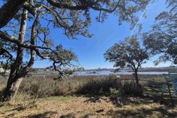 708 Creek Front Rd. photo 4