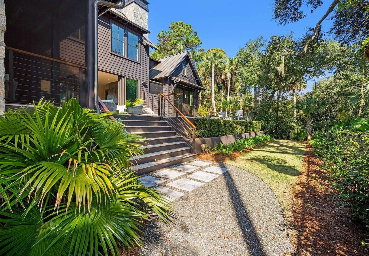 435 Fountain Grass Lane Photo 17