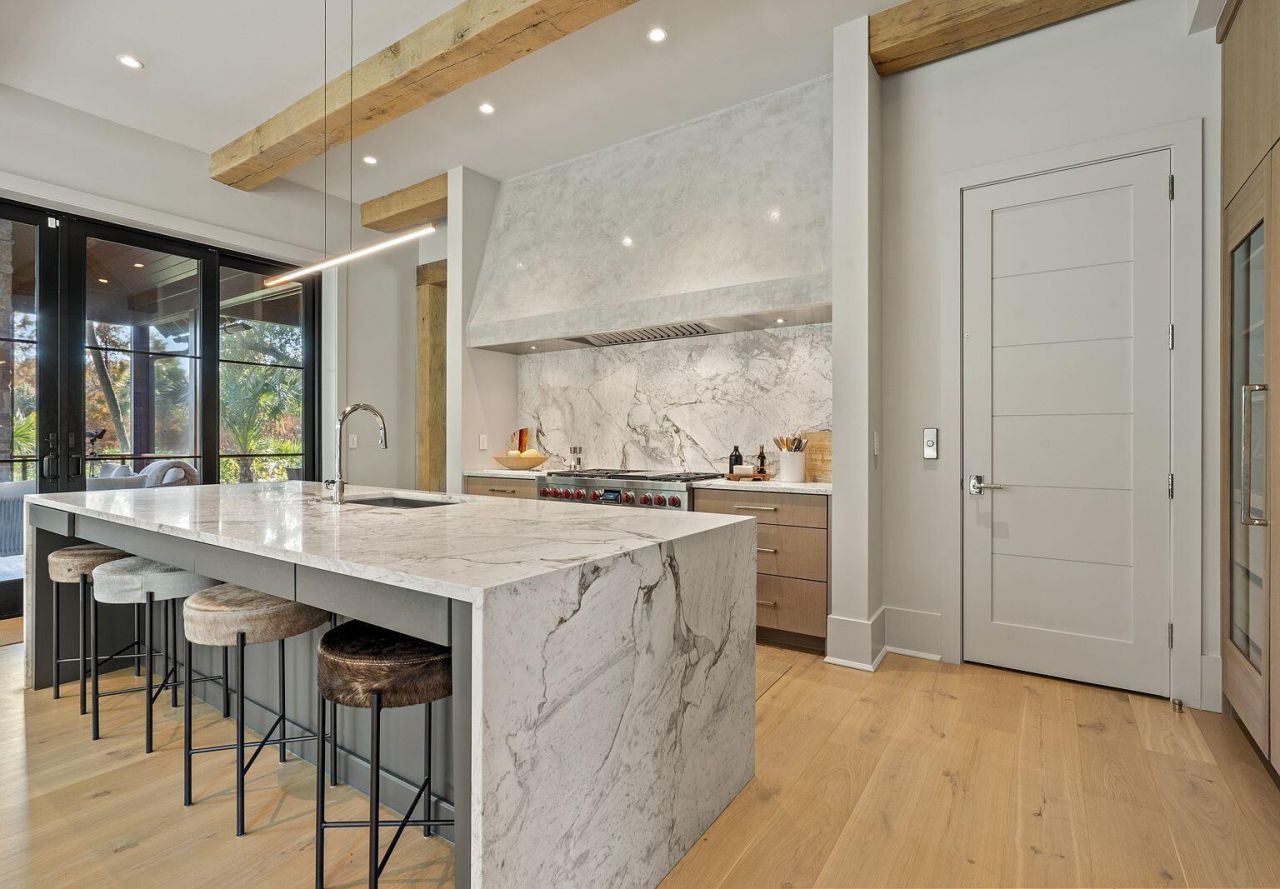 435 Fountain Grass Lane Photo 6