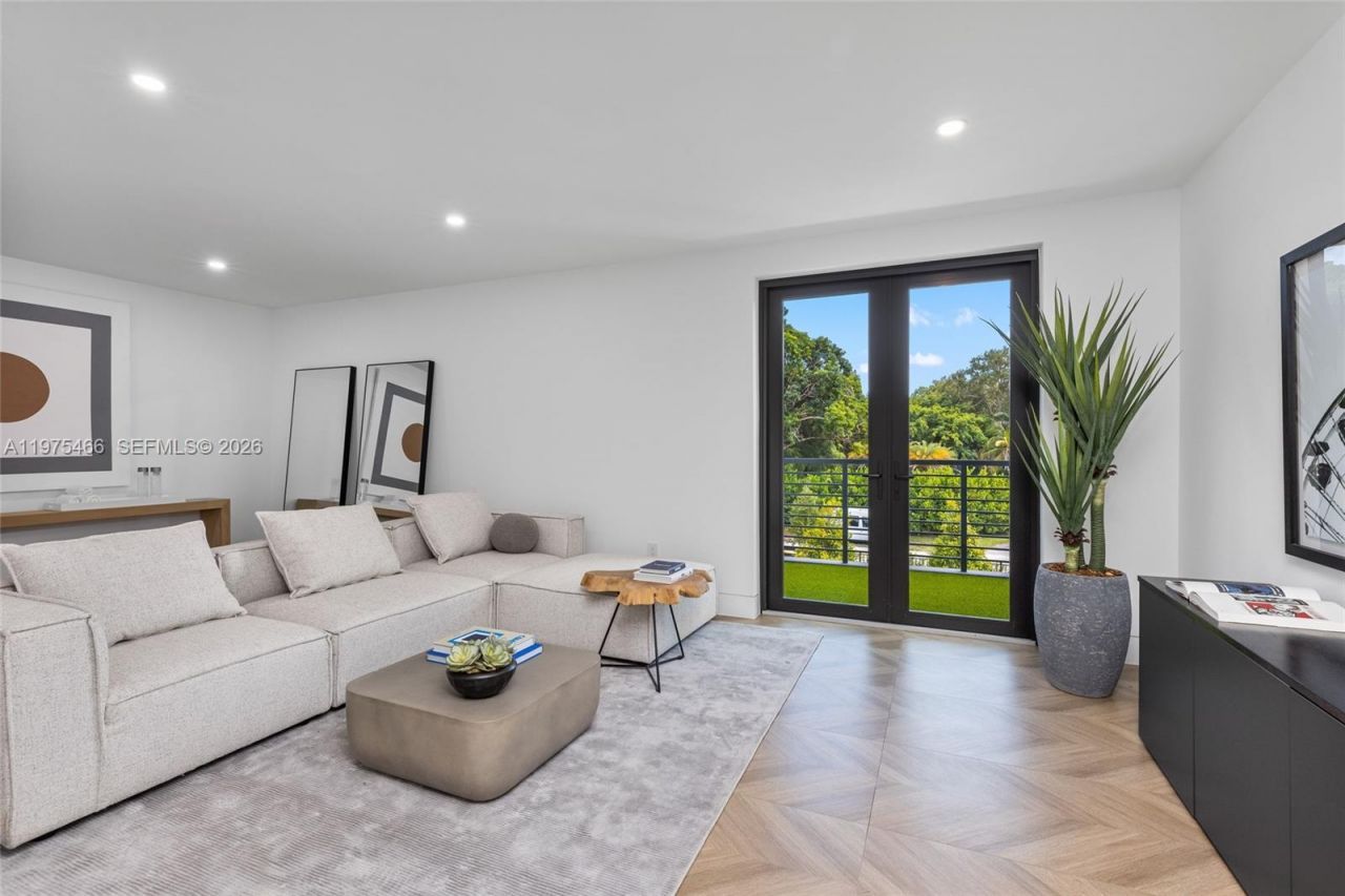 6445 SW 129th Ter , Pinecrest, FL 33156 Photo