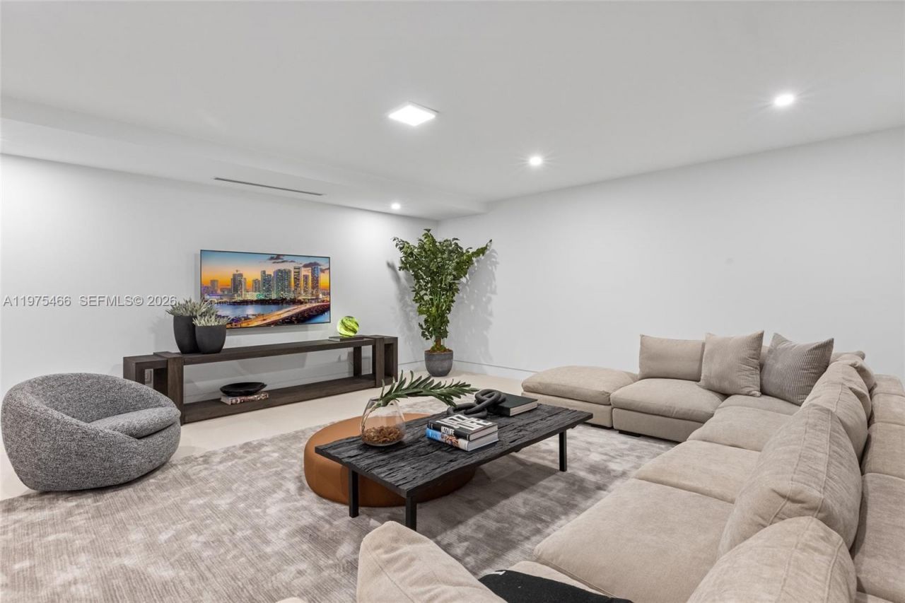 6445 SW 129th Ter , Pinecrest, FL 33156 Photo