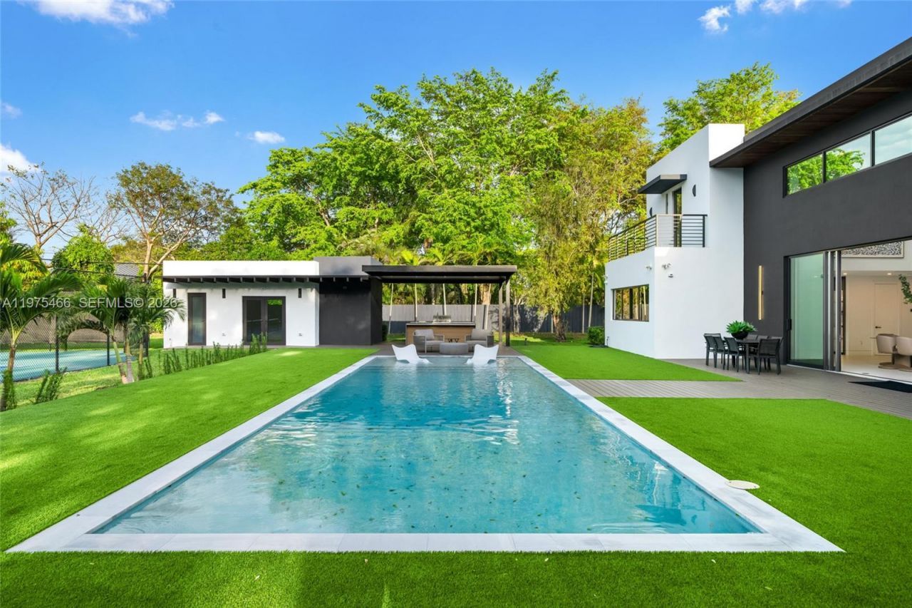 6445 SW 129th Ter , Pinecrest, FL 33156 Photo