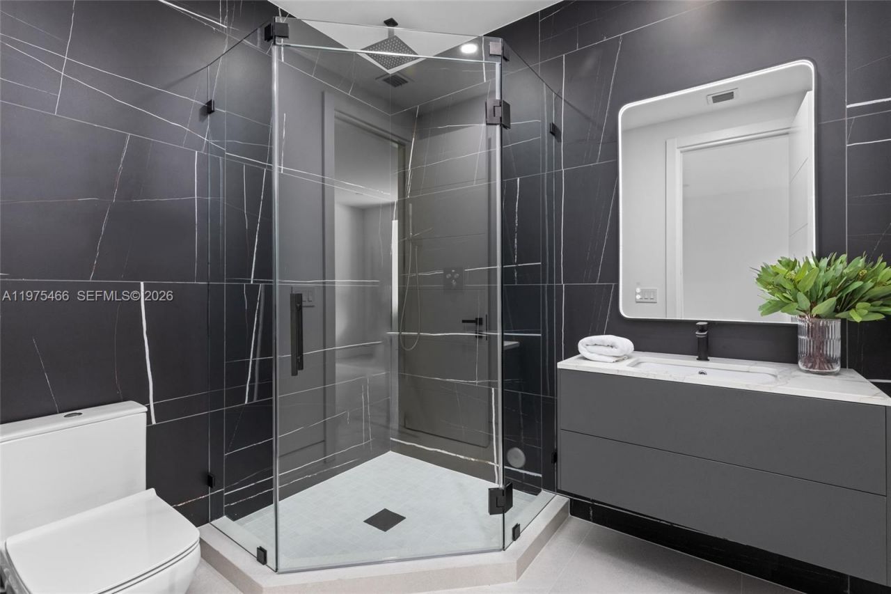 6445 SW 129th Ter , Pinecrest, FL 33156 Photo