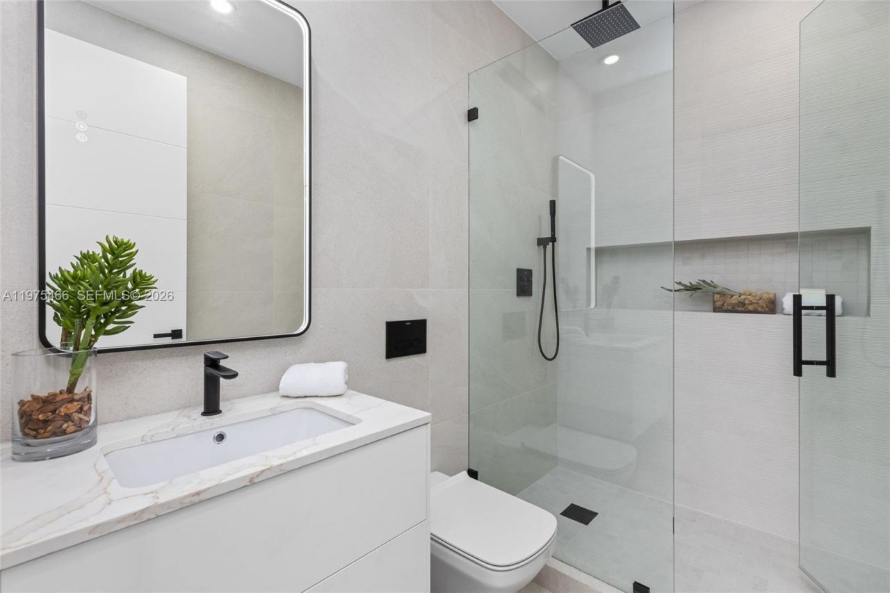 6445 SW 129th Ter , Pinecrest, FL 33156 Photo