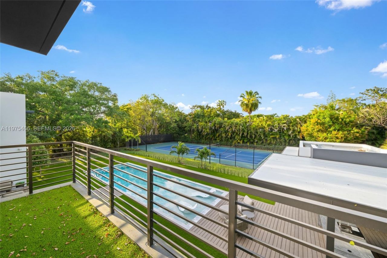 6445 SW 129th Ter , Pinecrest, FL 33156 Photo