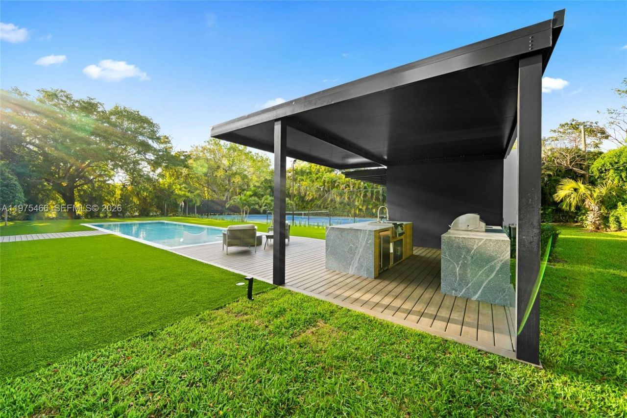 6445 SW 129th Ter , Pinecrest, FL 33156 Photo