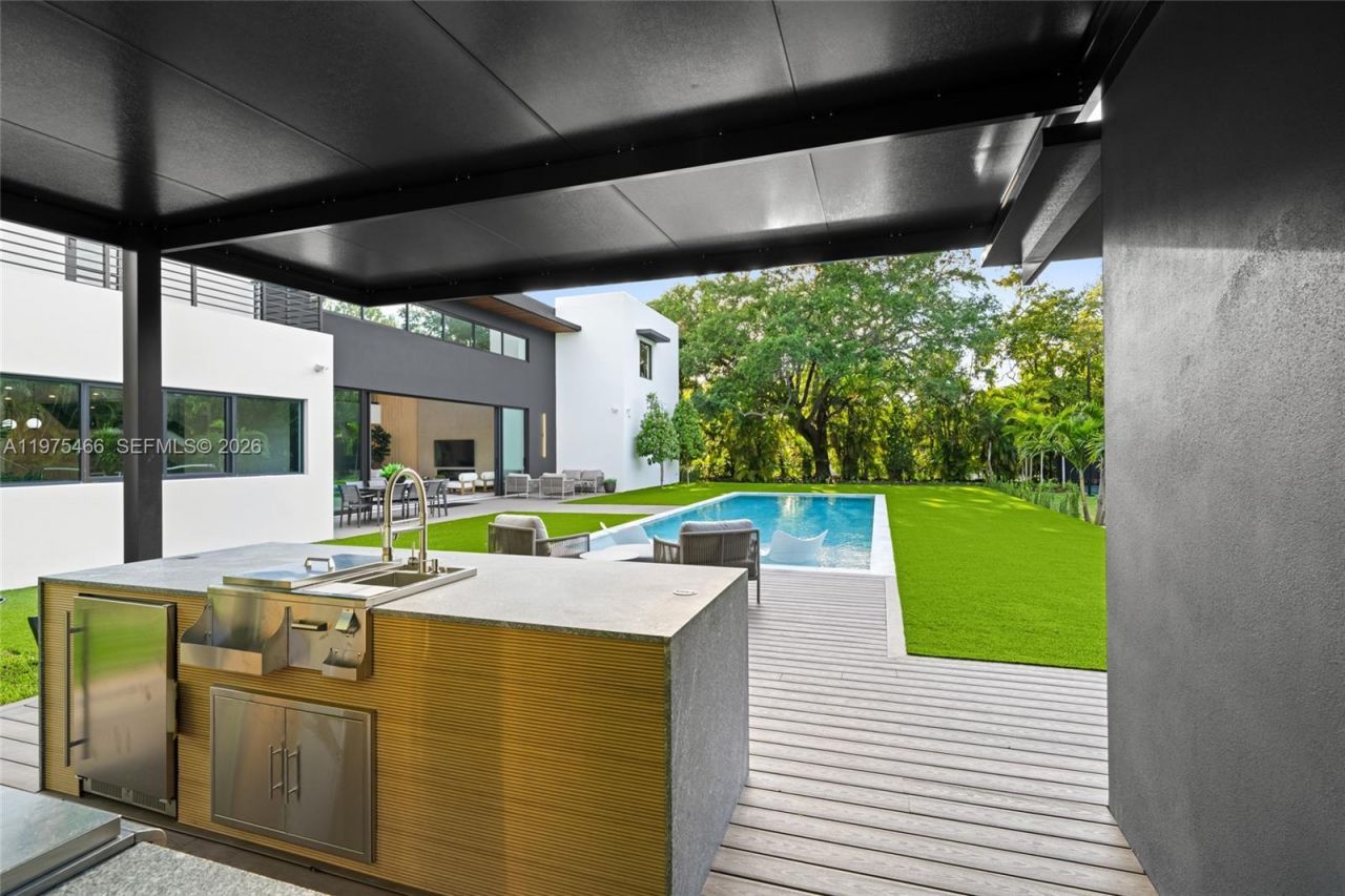 6445 SW 129th Ter , Pinecrest, FL 33156 Photo