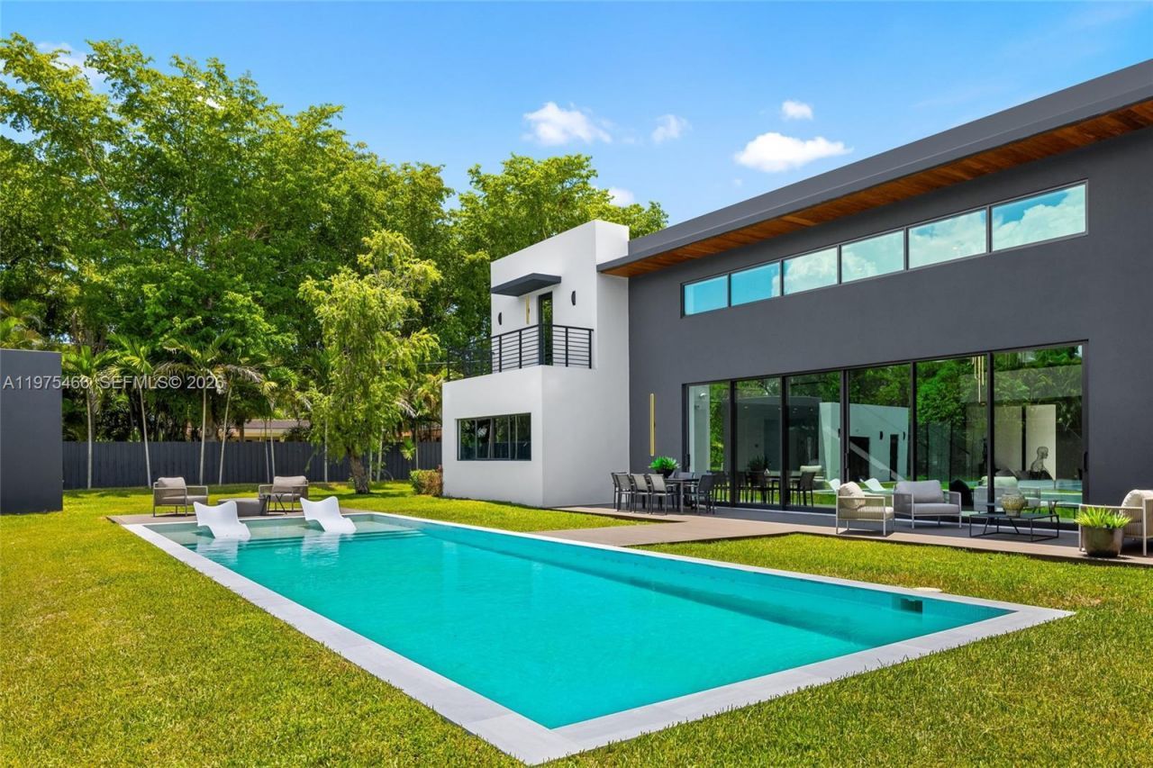 6445 SW 129th Ter , Pinecrest, FL 33156 Photo