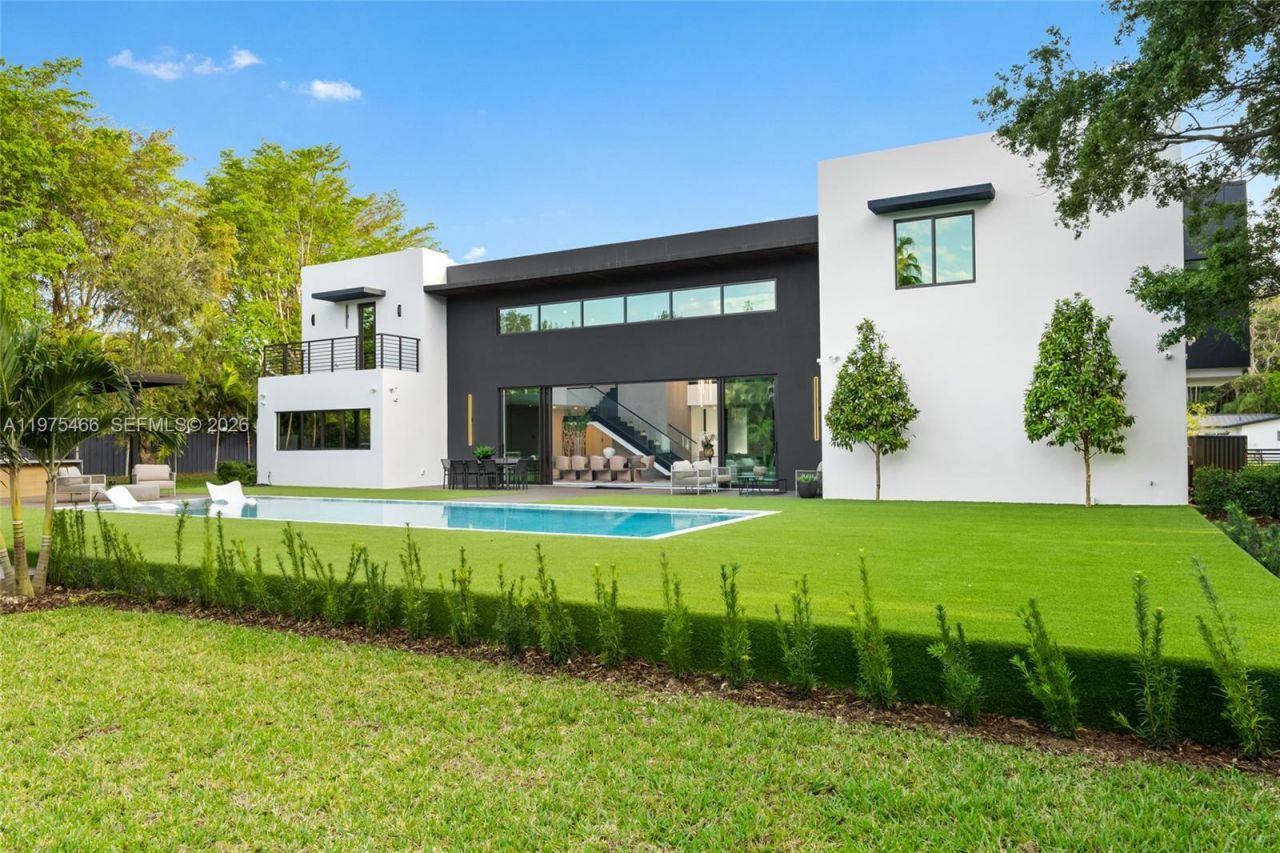 6445 SW 129th Ter , Pinecrest, FL 33156 Photo