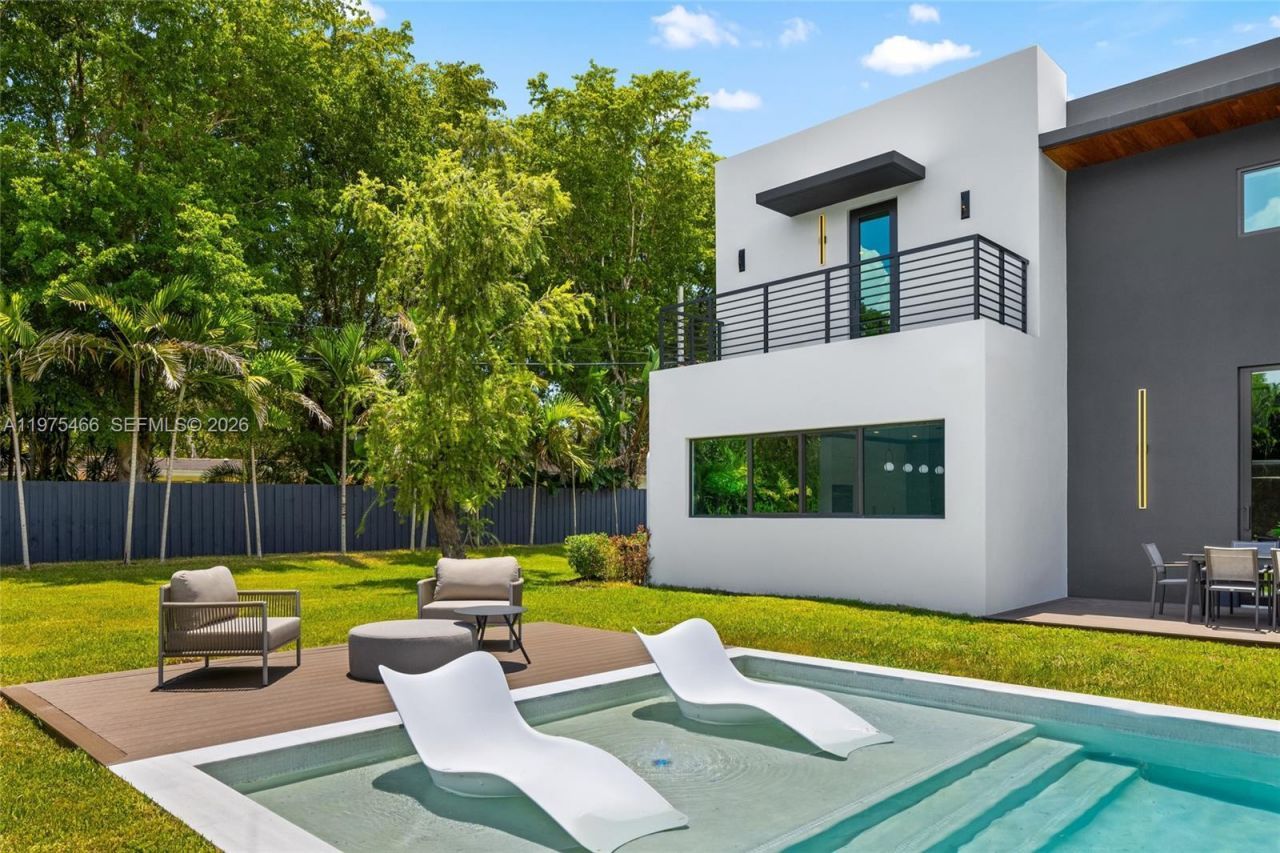 6445 SW 129th Ter , Pinecrest, FL 33156 Photo