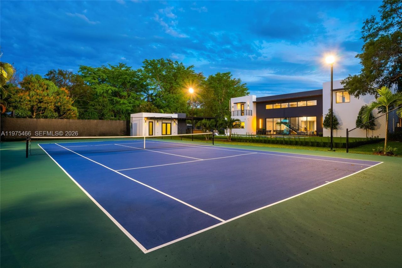 6445 SW 129th Ter , Pinecrest, FL 33156 Photo