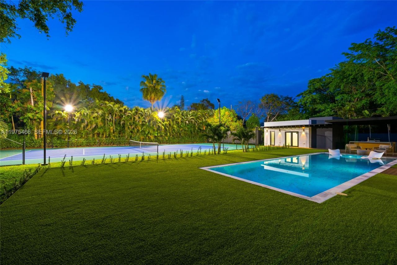 6445 SW 129th Ter , Pinecrest, FL 33156 Photo