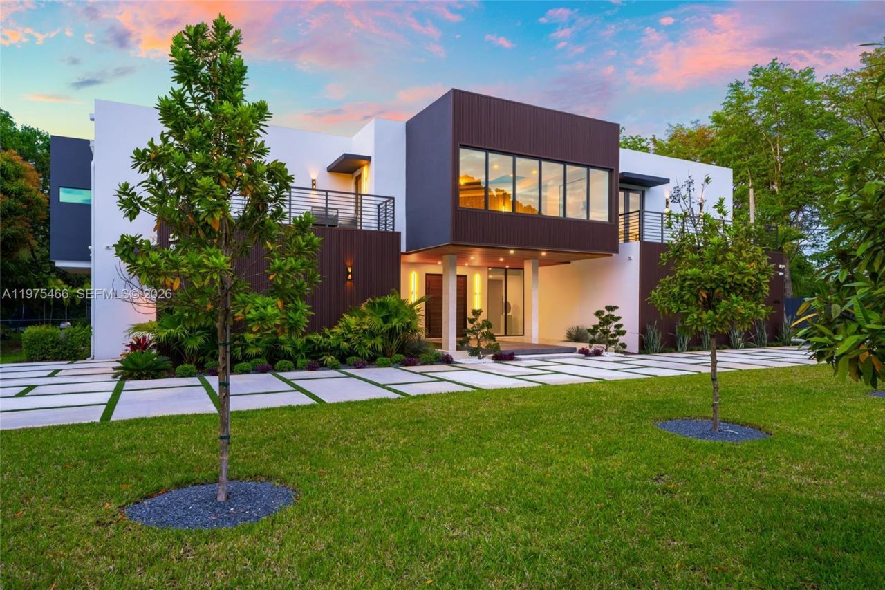 6445 SW 129th Ter , Pinecrest, FL 33156 Photo