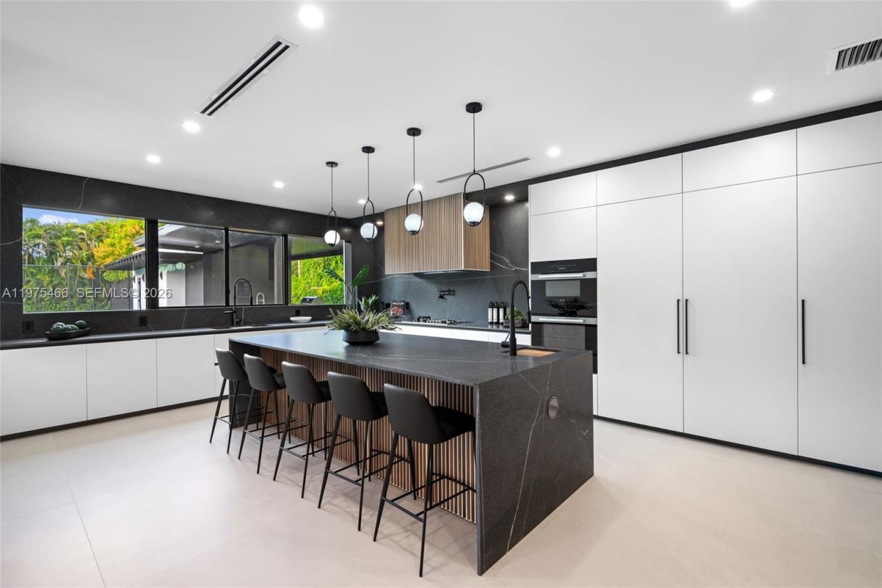 6445 SW 129th Ter , Pinecrest, FL 33156 Photo