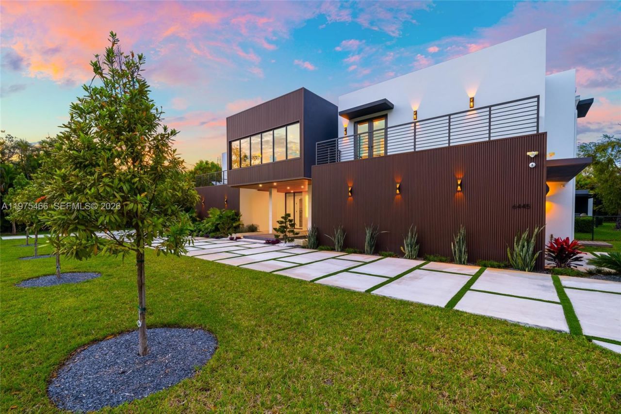 6445 SW 129th Ter , Pinecrest, FL 33156 Photo