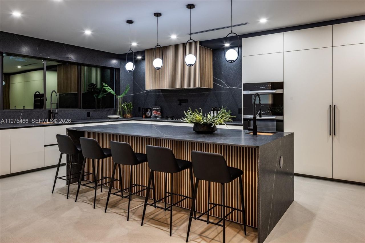 6445 SW 129th Ter , Pinecrest, FL 33156 Photo