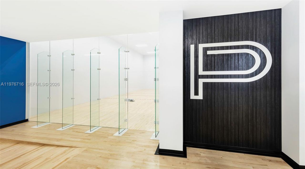 851 NE 1st Ave, Unit PH 5402, Miami, FL 33132 Photo