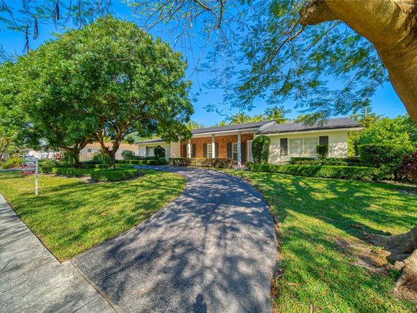 7745 SW 144 Street , Palmetto Bay, FL 33158