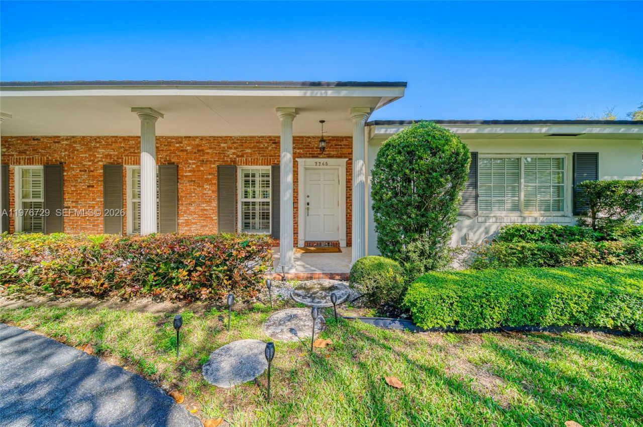 7745 SW 144 Street , Palmetto Bay, FL 33158 Photo