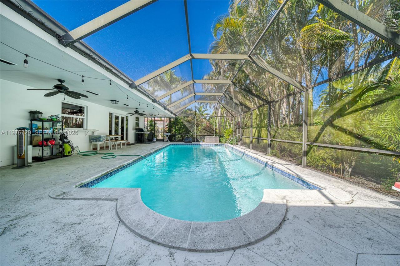 7745 SW 144 Street , Palmetto Bay, FL 33158 Photo