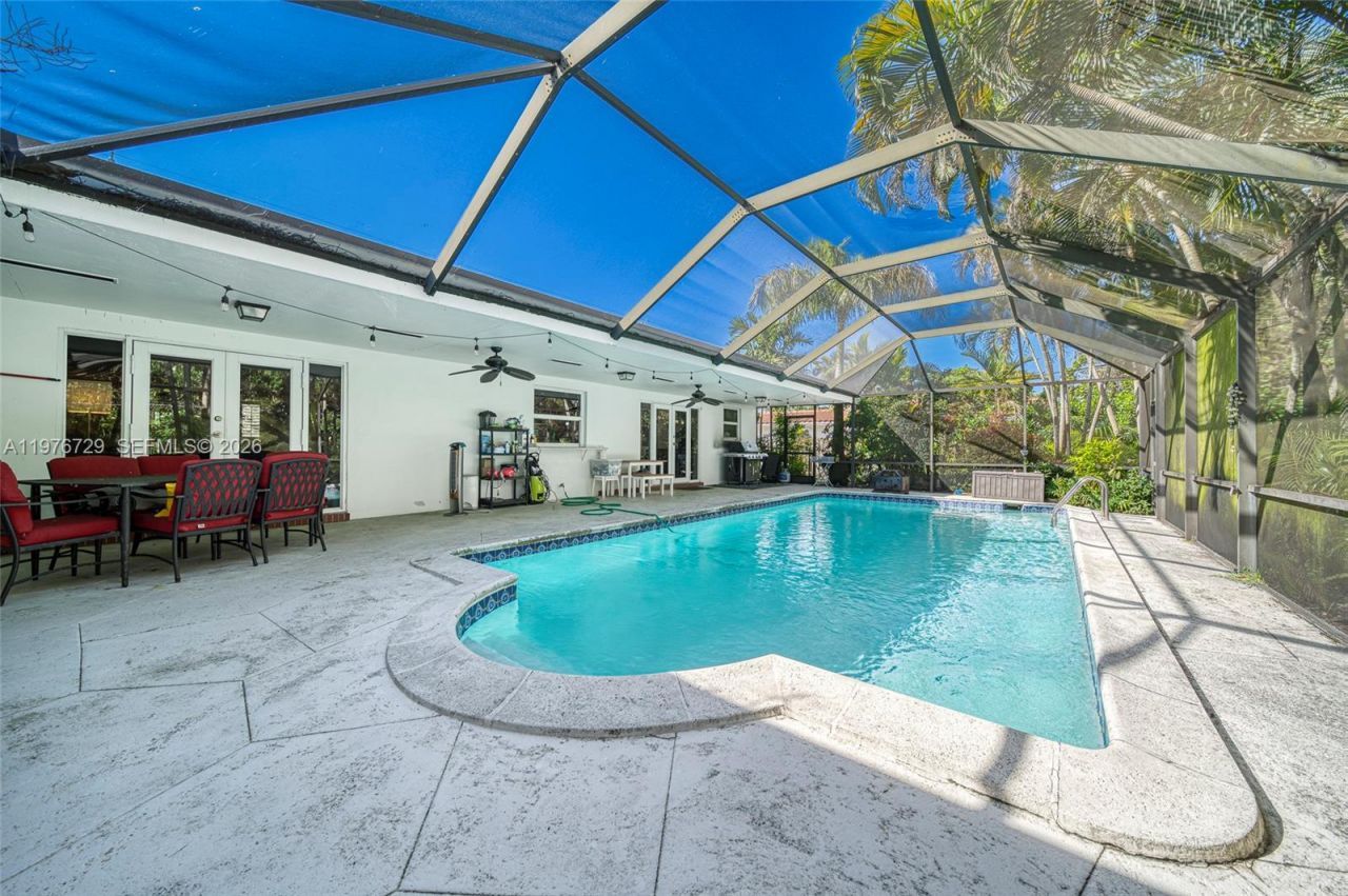 7745 SW 144 Street , Palmetto Bay, FL 33158 Photo