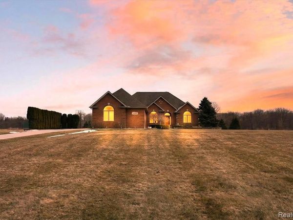 5585 Leah Lane, Almont Twp, MI 48003