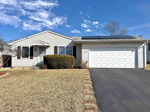 2910 17th Street, ROCKFORD, IL 61109