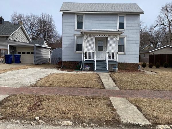 748 Laharpe Street, LaSalle, IL 61301