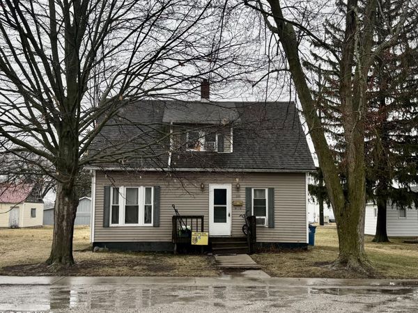 330 N Emmett Street, Bryan, OH 43506