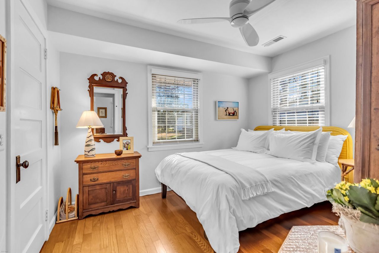 38 Anita Drive Photo 11