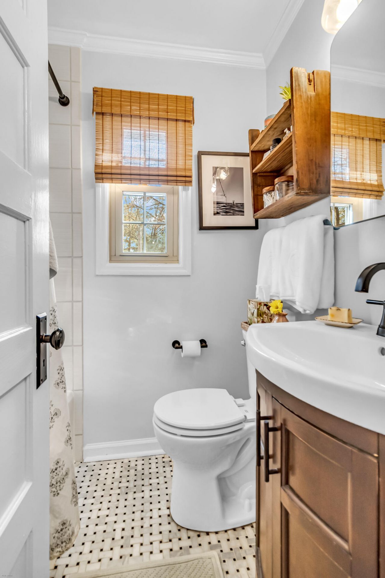 38 Anita Drive Photo 13