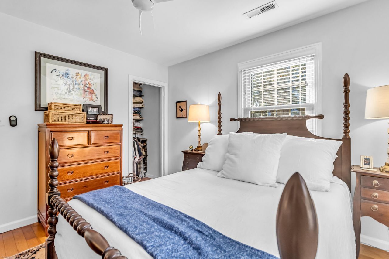 38 Anita Drive Photo 16