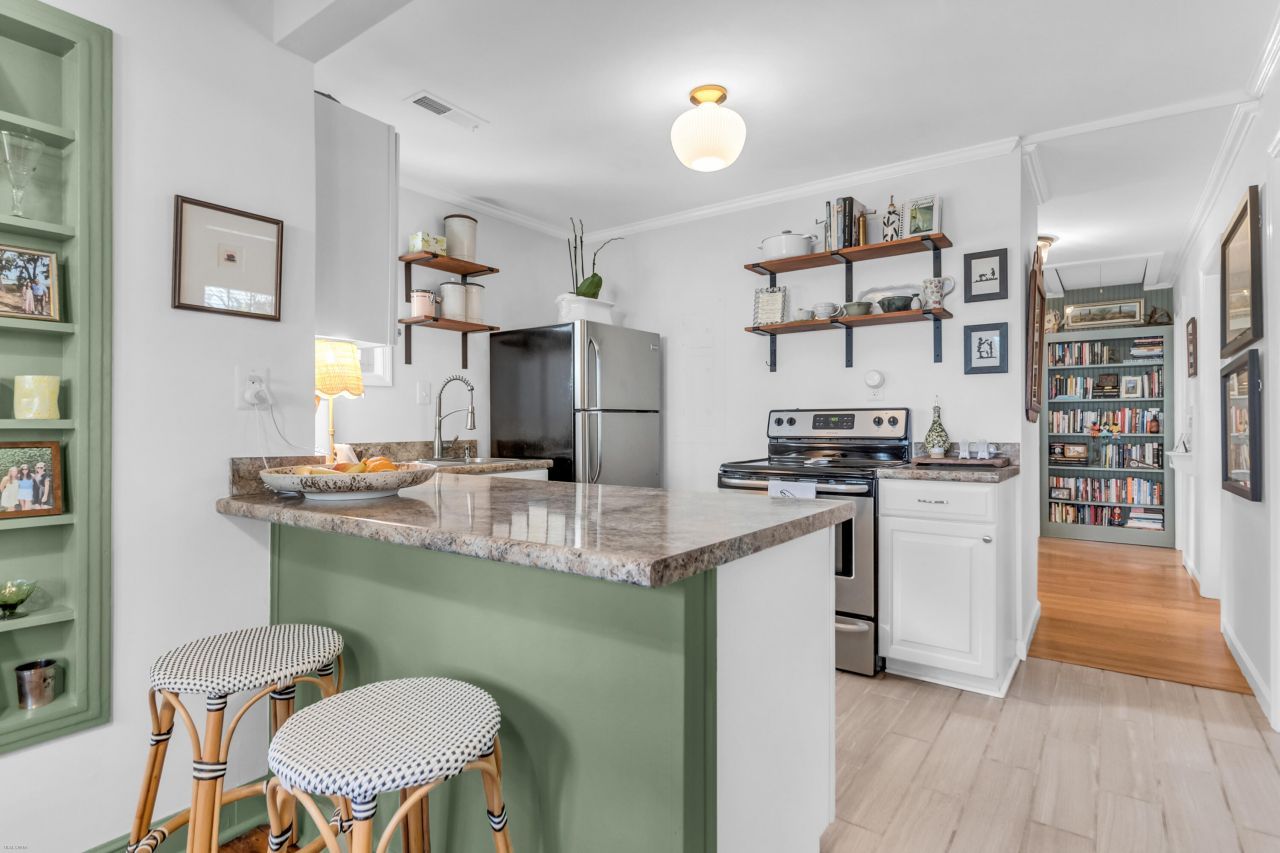 38 Anita Drive Photo 18