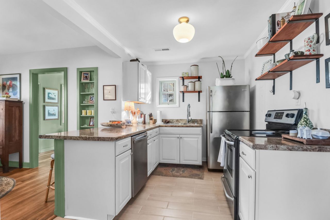 38 Anita Drive Photo 20