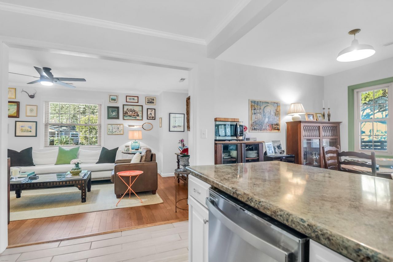 38 Anita Drive Photo 21