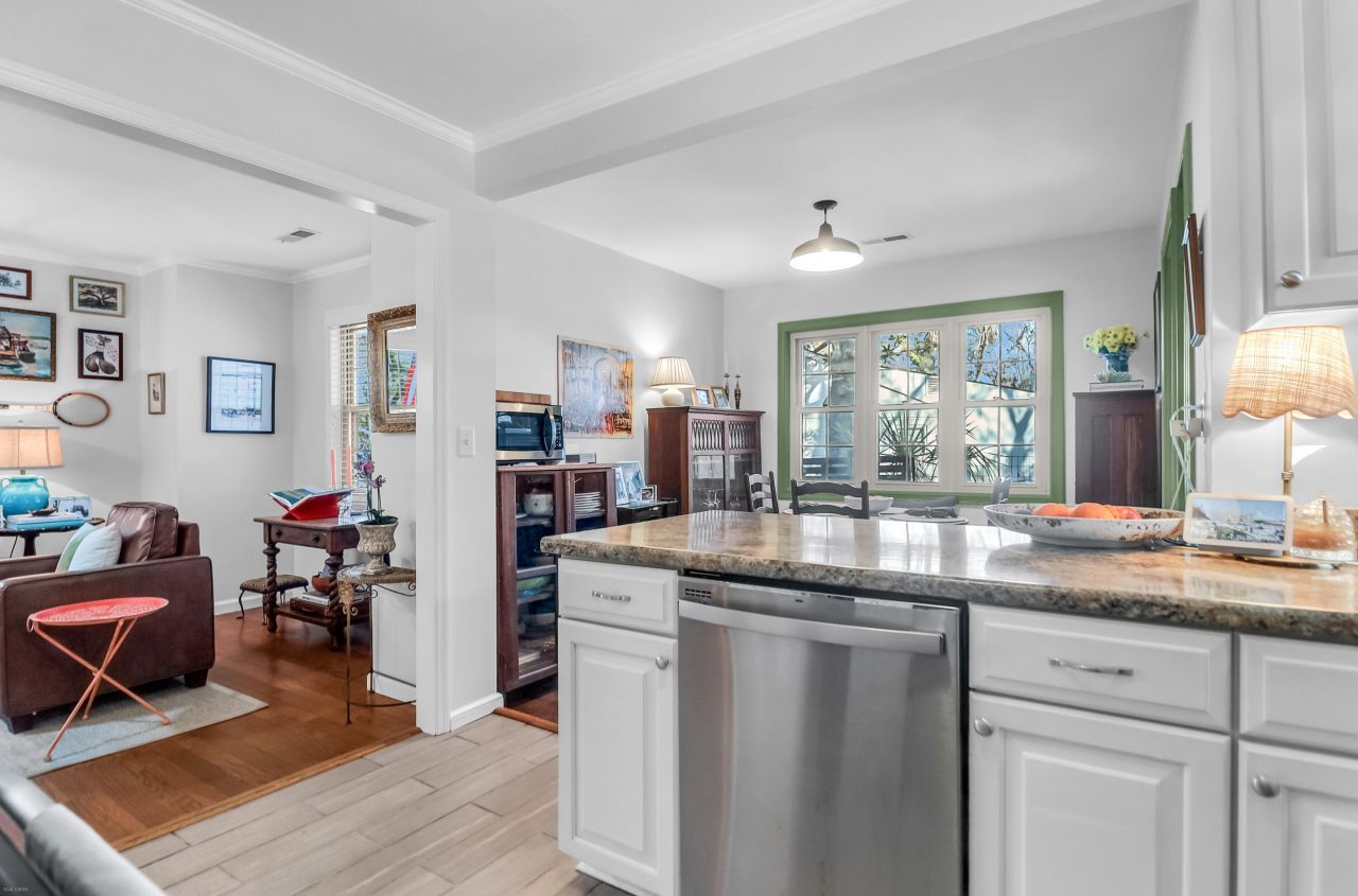 38 Anita Drive Photo 22