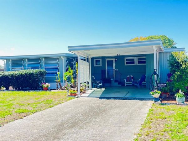 89 MAUNA LOA DRIVE , LEESBURG, FL 34788