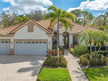 8215 WATERVIEW BOULEVARD, LAKEWOOD RANCH, FL 34202