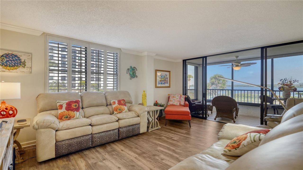 8735 Midnight Pass Road, Unit 105B, Sarasota, FL 34242 Photo