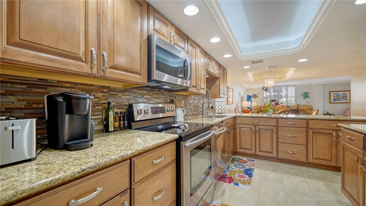 8735 Midnight Pass Road, Unit 105B, Sarasota, FL 34242 Photo