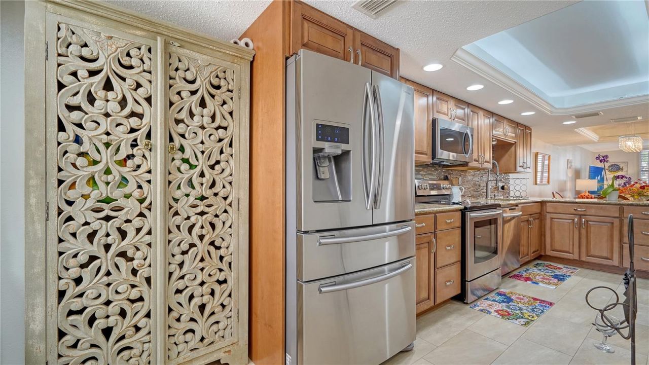 8735 Midnight Pass Road, Unit 105B, Sarasota, FL 34242 Photo