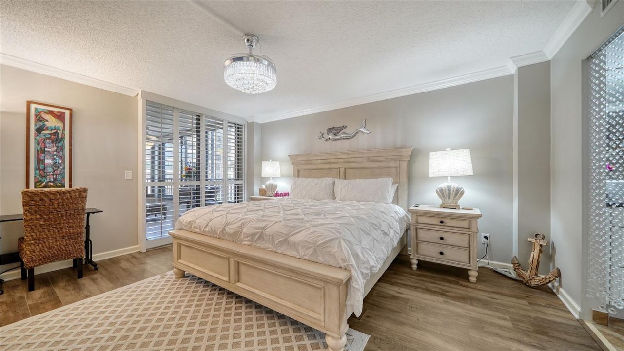 8735 Midnight Pass Road, Unit 105B, Sarasota, FL 34242 Photo