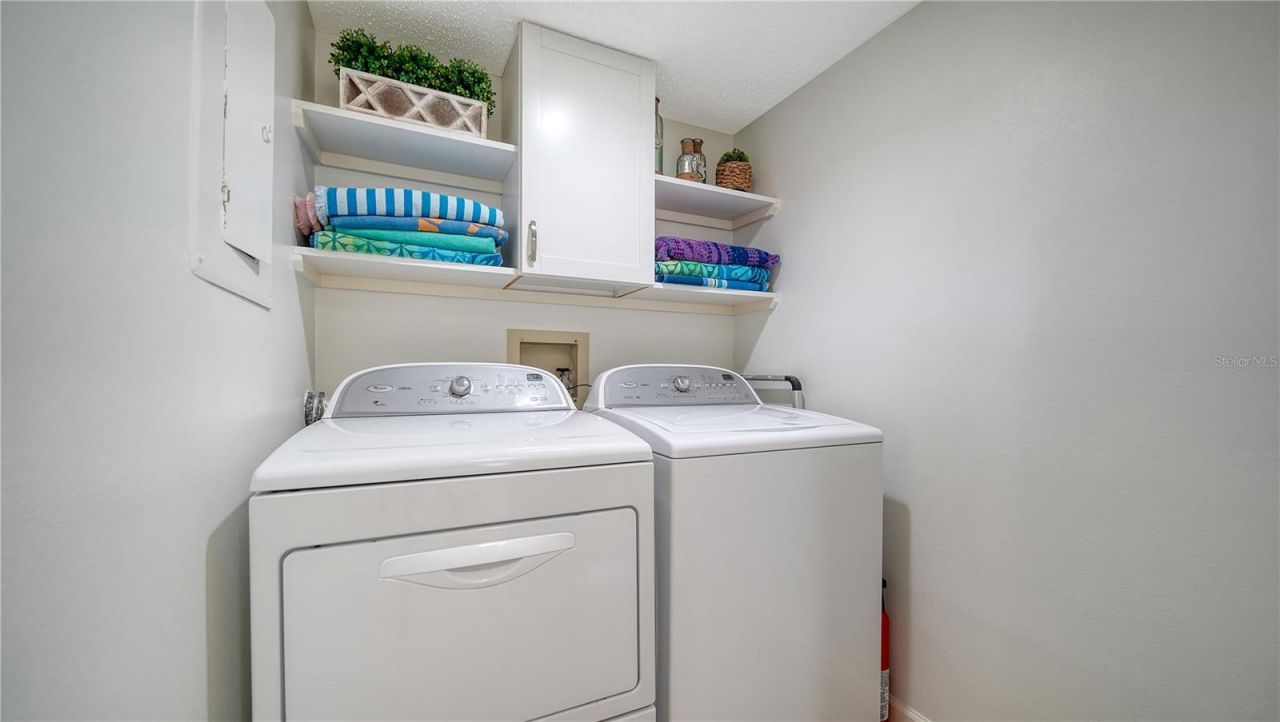 8735 Midnight Pass Road, Unit 105B, Sarasota, FL 34242 Photo