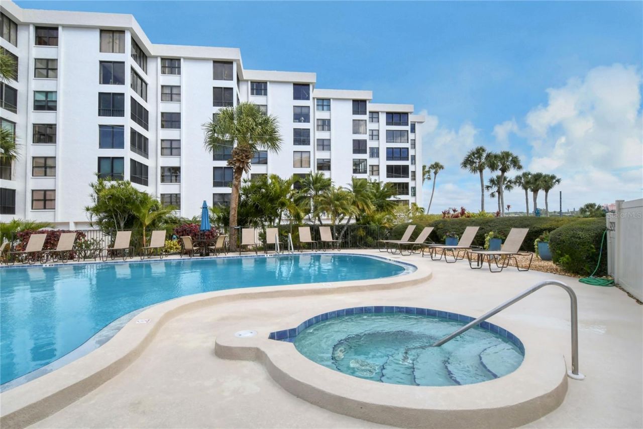 8735 Midnight Pass Road, Unit 105B, Sarasota, FL 34242 Photo