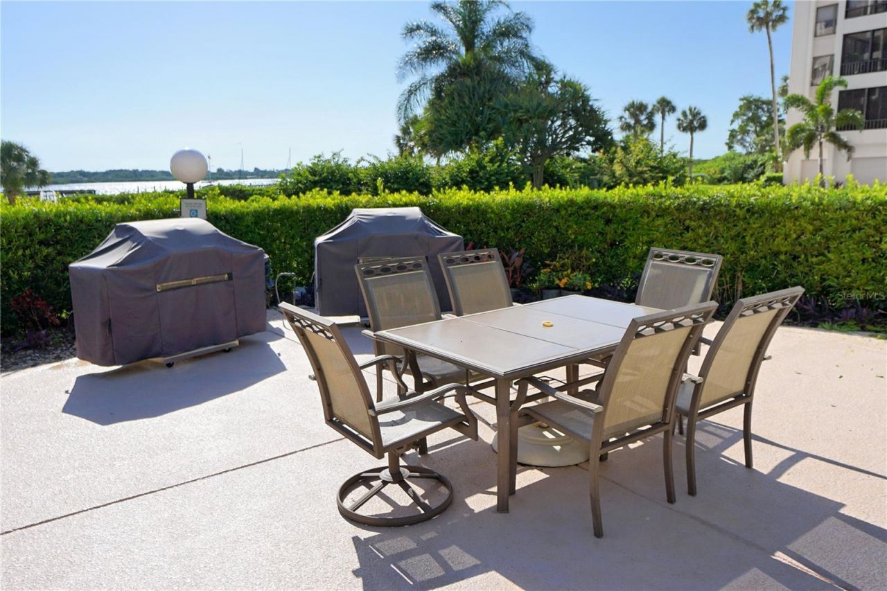 8735 Midnight Pass Road, Unit 105B, Sarasota, FL 34242 Photo