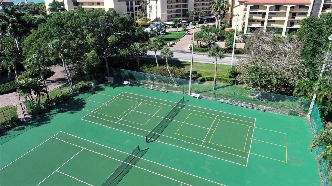 8735 Midnight Pass Road, Unit 105B, Sarasota, FL 34242 Photo